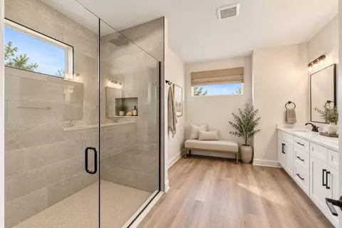 Bath - 12014 Sapphire Dr, Spring Hill, FL 34609 photo 1 of 7