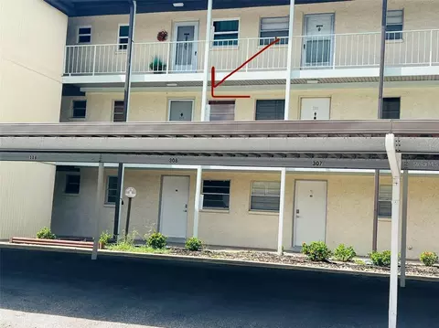 5245 Amulet Dr #207, New Port Richey, FL 34652