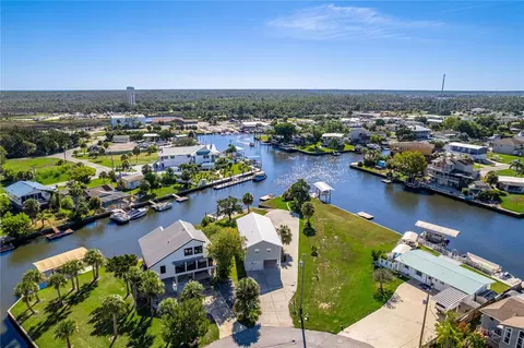 View/Area - 5046 Cedarbrook Ln, Hernando Beach, FL 34607 photo 2 of 22