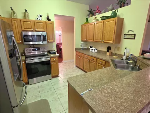 Kitchen - 11026 Little St, Spring Hill, FL 34608 photo 3 of 4