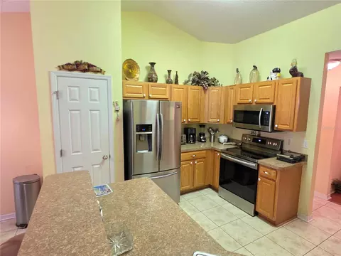 Kitchen - 11026 Little St, Spring Hill, FL 34608 photo 1 of 4