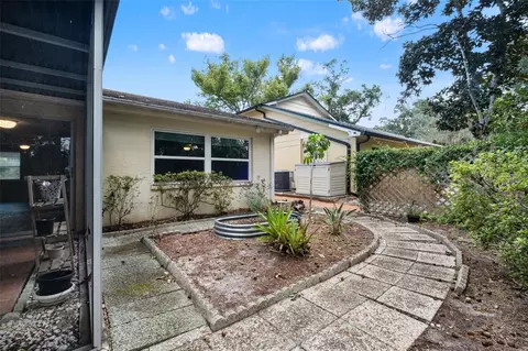 Exterior - 8024 Beaver Creek Loop, Hudson, FL 34667 photo 11 of 15