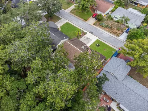 View/Area - 8024 Beaver Creek Loop, Hudson, FL 34667 photo 5 of 9