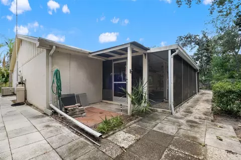 Exterior - 8024 Beaver Creek Loop, Hudson, FL 34667 photo 9 of 15