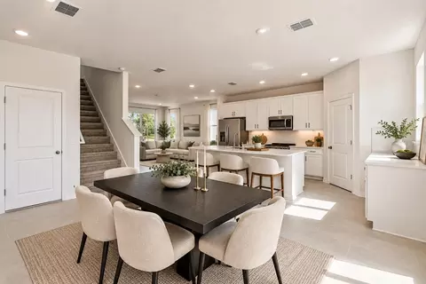 Dining - 4295 Darby Ct, Eustis, FL 32736 photo 1 of 2
