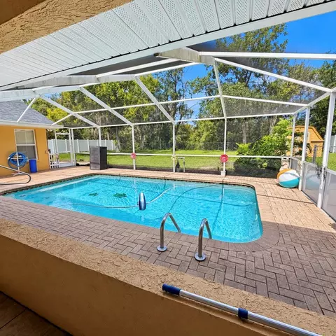 13285 Cecil Ct, Spring Hill, FL 34609 photo 3
