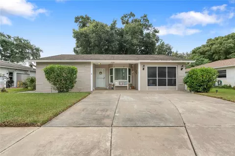 8030 Gleneagle Dr, Port Richey, FL 34668