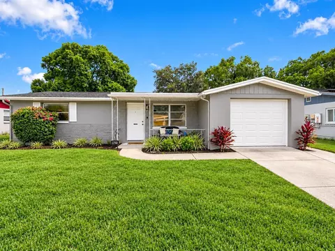 9850 Richwood Ln, Port Richey, FL 34668