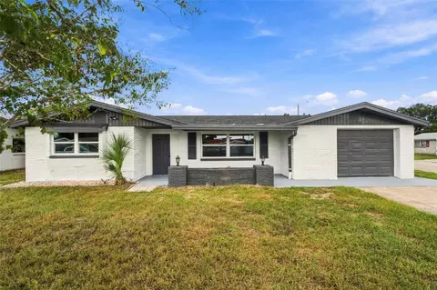 10734 Leeds Rd, Port Richey, FL 34668