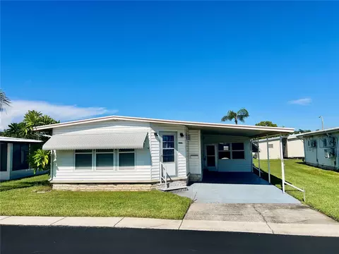 10811 Freedom Dr, Port Richey, FL 34668