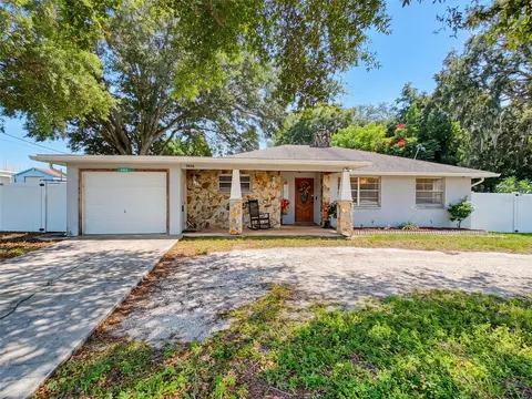 5926 Grey St, New Port Richey, FL 34652
