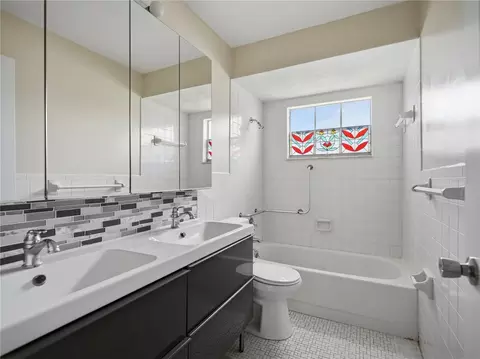 Bath - 2048 Waterfall Dr, Spring Hill, FL 34608 photo 2 of 2