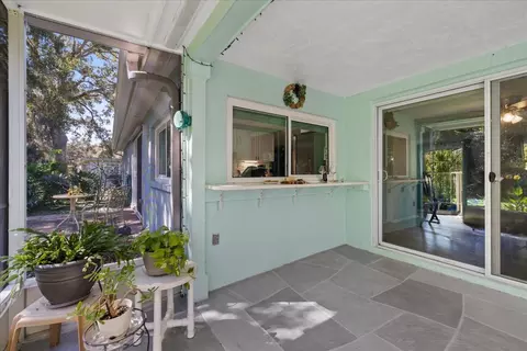 Exterior - 8710 Arrowhead Dr, Hudson, FL 34667 photo 9 of 22