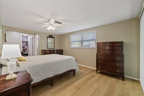 Bedroom - 8710 Arrowhead Dr, Hudson, FL 34667 photo 3 of 4