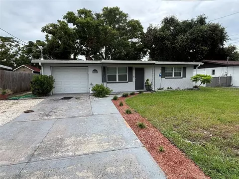11010 Hassle Ave, Port Richey, FL 34668