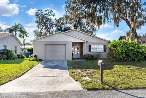 7245 Knoll Dr, New Port Richey, FL 34653