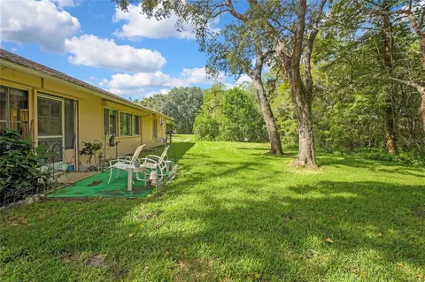Exterior - 5517 Piedmont Dr, Spring Hill, FL 34606 photo 2 of 10