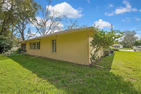 Exterior - 5517 Piedmont Dr, Spring Hill, FL 34606 photo 3 of 10