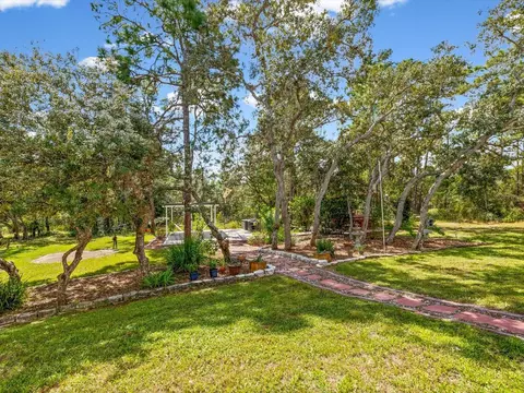 Exterior - 6337 Nodoc Rd, Spring Hill, FL 34609 photo 7 of 10