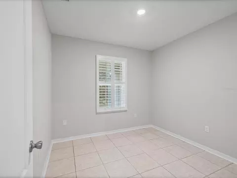Bedroom - 6337 Nodoc Rd, Spring Hill, FL 34609 photo 4 of 7