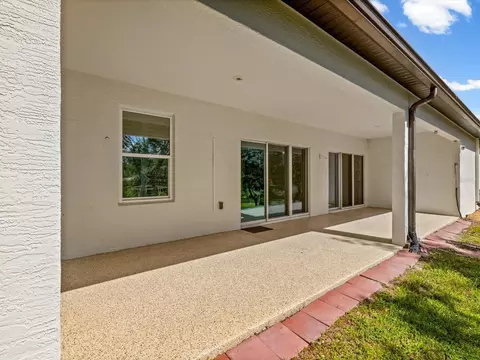 Exterior - 6337 Nodoc Rd, Spring Hill, FL 34609 photo 5 of 10