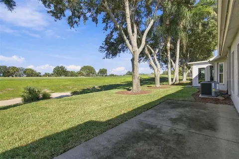 Exterior - 11115 Sun Tree Rd, Hudson, FL 34667 photo 5 of 9