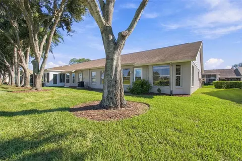 Exterior - 11115 Sun Tree Rd, Hudson, FL 34667 photo 7 of 9