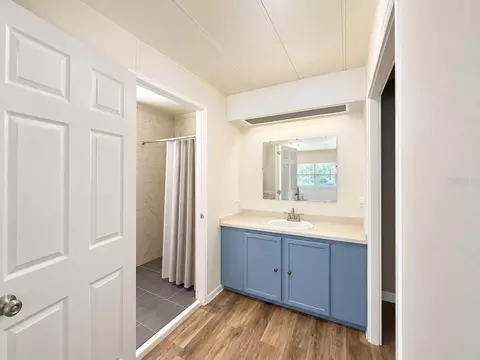 Bath - 9634 Ed St, Hudson, FL 34669 photo 2 of 4