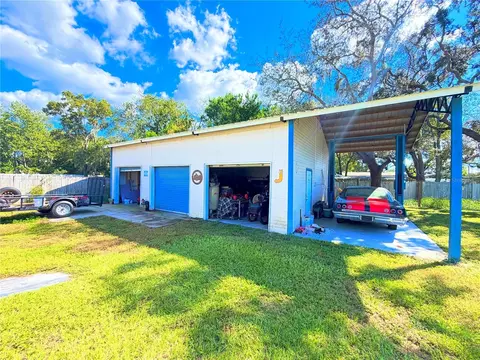 Exterior - 9634 Ed St, Hudson, FL 34669 photo 3 of 7