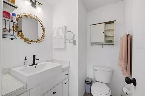 Bath - 10048 Amidon St, Spring Hill, FL 34608 photo 1 of 2