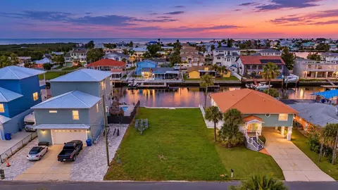 4133 Des Prez Ct, Hernando Beach, FL 34607 photo 2