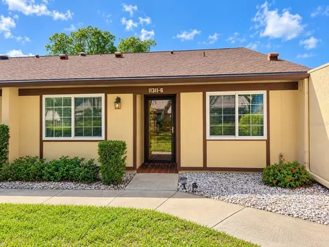 11311 Dollar Lake Dr #6, Port Richey, FL 34668