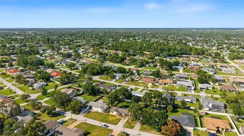 View/Area - 10465 Mayflower Rd, Spring Hill, FL 34608 photo 3 of 8
