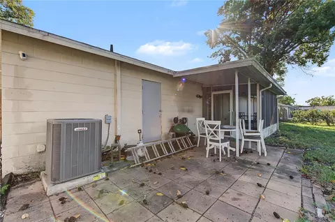 Exterior - 10465 Mayflower Rd, Spring Hill, FL 34608 photo 7 of 11