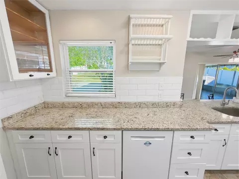 Kitchen - 12421 Brookside St, Spring Hill, FL 34609 photo 5 of 6