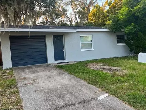 9015 Derby Ln, Port Richey, FL 34668