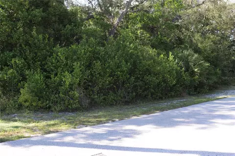 1221 Sylvia Ave, Spring Hill, FL 34606 photo 3
