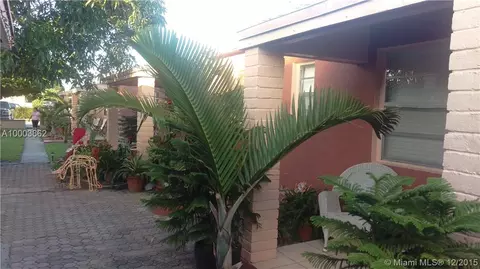 424 E 60th St, Hialeah, FL 33013 photo 2