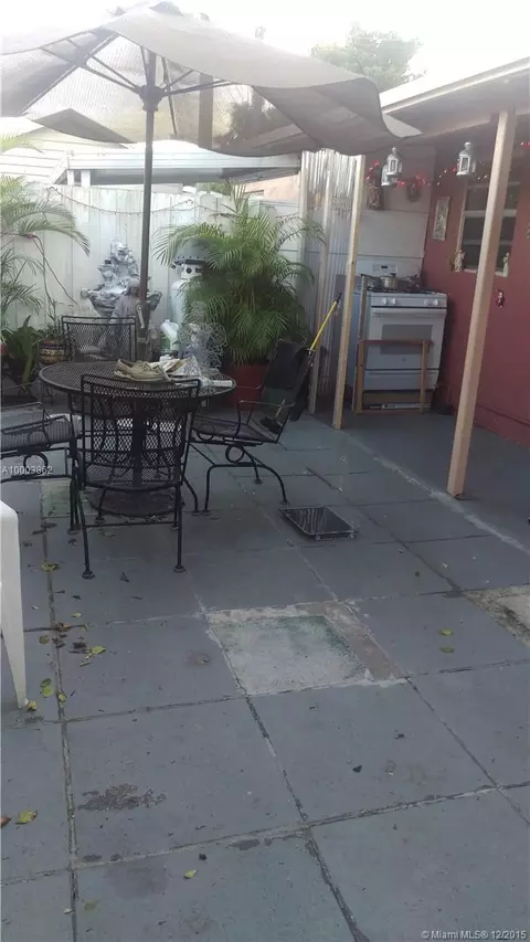 424 E 60th St, Hialeah, FL 33013 photo 7