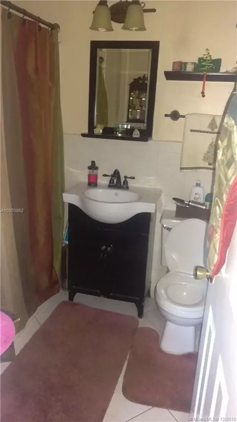 424 E 60th St, Hialeah, FL 33013 photo 3