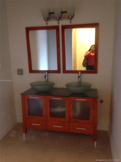 Undisclosed, Miami, FL 33147 photo 5