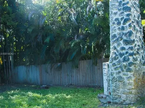 660 NE 68th St, Miami, FL 33138 photo 7