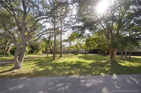 6300 Moss Ranch Rd, Pinecrest, FL 33156 photo 2