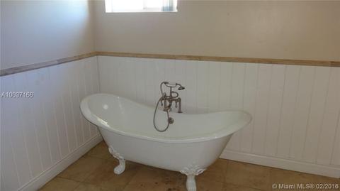 171 E 55th St, Hialeah, FL 33013 photo 6
