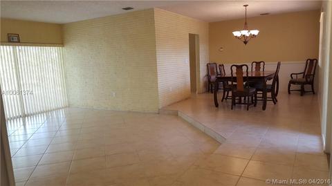 1756 W 65th St, Hialeah, FL 33012 photo 5