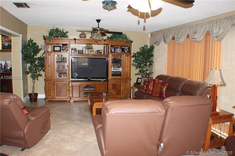565 W 77th St, Hialeah, FL 33014 photo 19
