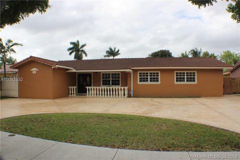 565 W 77th St, Hialeah, FL 33014 photo 1