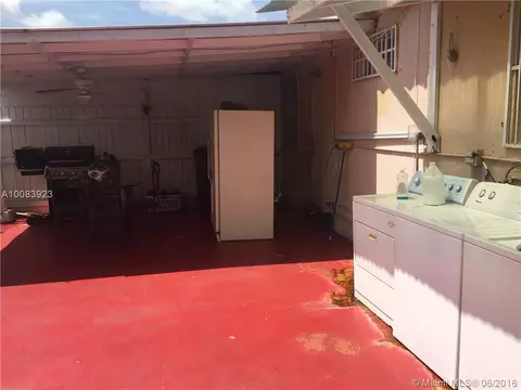 985 SE 5th St, Hialeah, FL 33010 photo 4