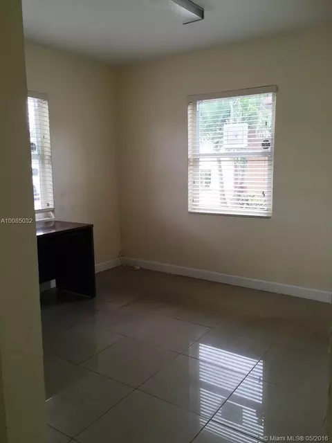 680 E 49th St, Hialeah, FL 33013 photo 11