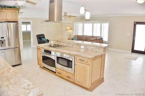 4010 NE 24th Ave, Lighthouse Point, FL 33064 photo 5